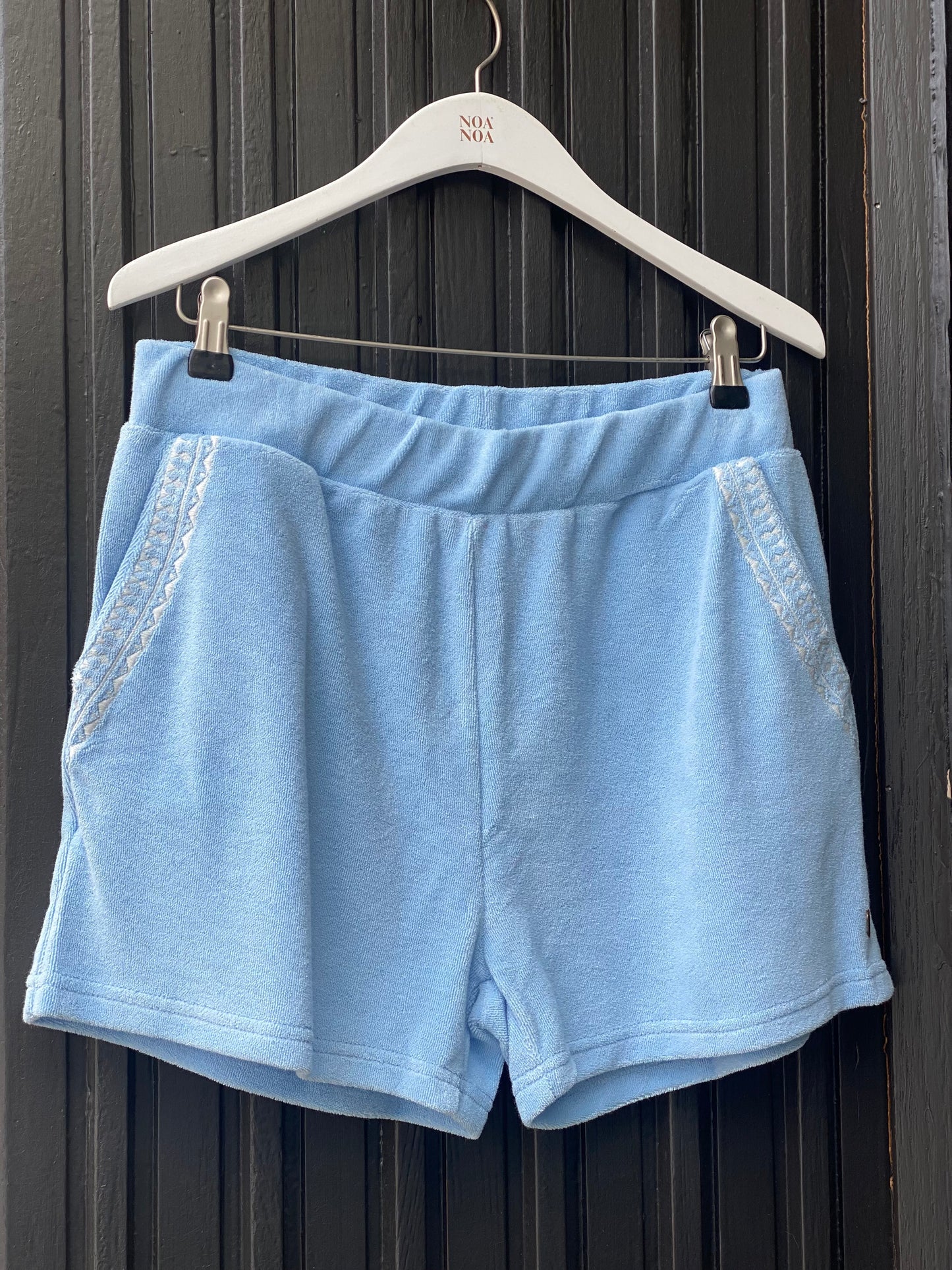 KATELIN SHORTS M EMBROIDERY light blue - Rah Oslo 224514