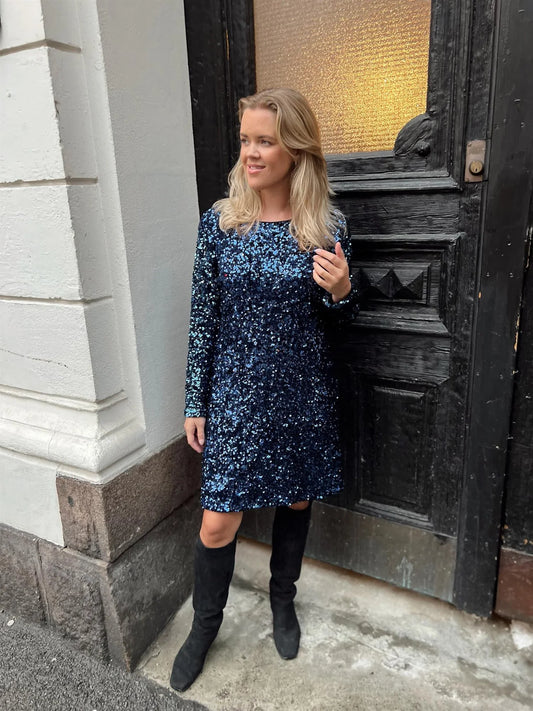 DRESS ROUNDNECK SEQUINS blå - Rah Oslo 125916